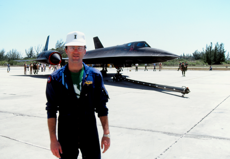 Illustration for article titled A Topgun Instructor's Chance Encounter With An SR-71 Blackbird